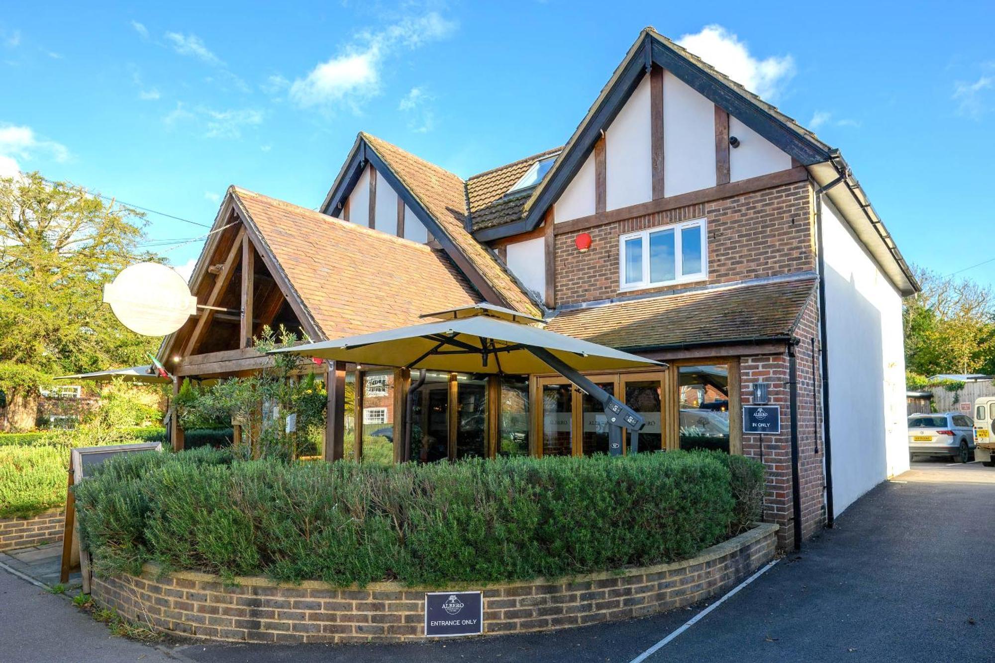 Cosy & Central Brockenhurst Flat, 2Br Εξωτερικό φωτογραφία