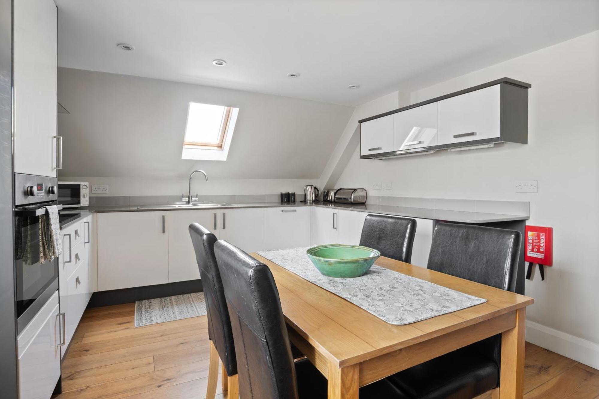 Cosy & Central Brockenhurst Flat, 2Br Εξωτερικό φωτογραφία